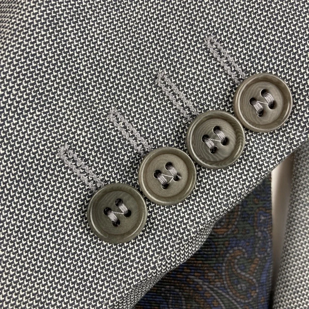 CANALI Men's Slim Fit‎ 100% Wool Grey Woven Suit, Size 46R (56 EU)
